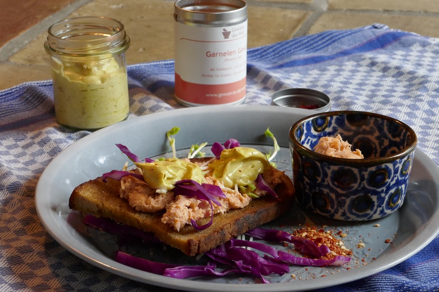 Röstbrot mit Räucherforellen-Creme und Safran Mayonnaise | Gewürze der Welt