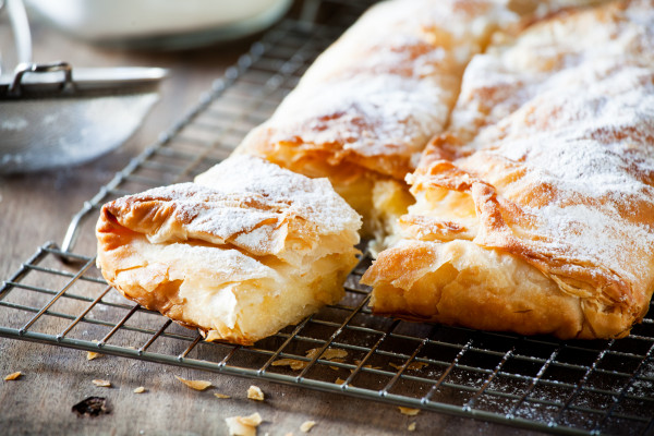 Bougatsa