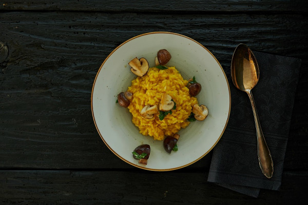 Einfaches Safranrisotto | Hauptgang | Rezepte | Gewürz-Blog | Gewürze ...