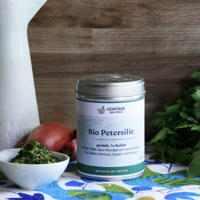 Bio Petersilie gerebelt, 1a Qualität Bio Petersilie gerebelt, 1a Qualität